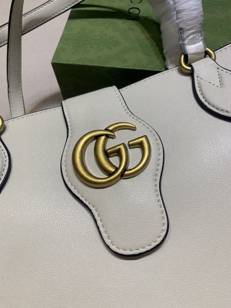 Gucci Shopping Bags